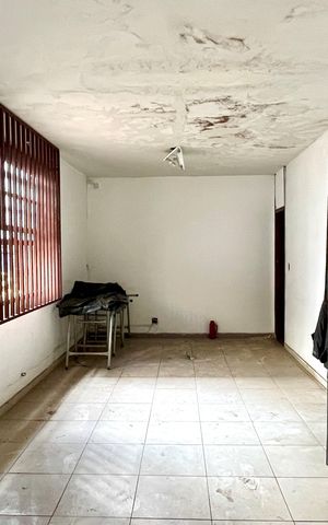 Casa à venda com 376m², 3 quartos e 1 vaga