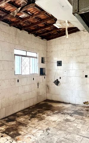 Casa à venda com 376m², 3 quartos e 1 vaga