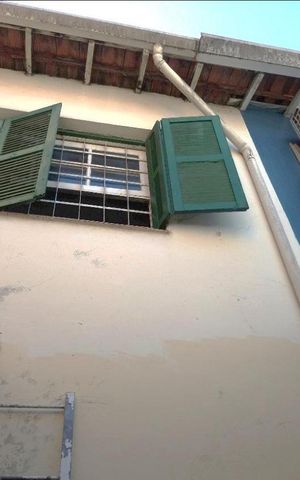 Casa à venda com 68m², 2 quartos e 1 vaga Casa à venda com 68m², 2 quartos e 1 vagaFachada
