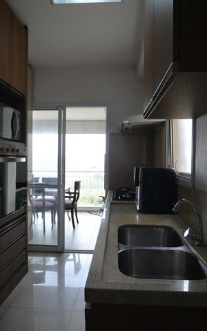 Apartamento à venda com 109m², 3 quartos e 2 vagasCOZINHA