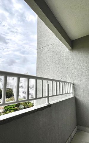 Apartamento para alugar com 46m², 2 quartos e 1 vaga Apartamento para alugar com 46m², 2 quartos e 1 vagaVaranda da Sala
