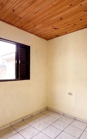 Casa à venda com 180m², 6 quartos e 2 vagas Casa à venda com 180m², 6 quartos e 2 vagasQuarto 3