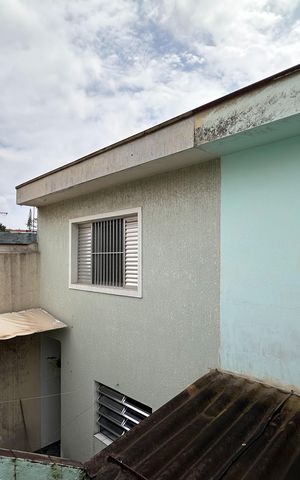Casa à venda com 180m², 6 quartos e 2 vagas Casa à venda com 180m², 6 quartos e 2 vagasVista do Quarto 3