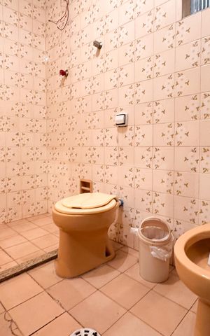 Casa à venda com 180m², 6 quartos e 2 vagas