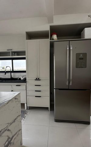 Casa à venda com 143m², 1 quarto e 4 vagas Casa à venda com 143m², 1 quarto e 4 vagasCozinha