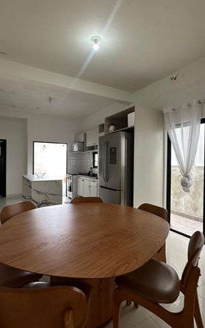 Casa à venda com 143m², 1 quarto e 4 vagas Casa à venda com 143m², 1 quarto e 4 vagasSala de Jantar