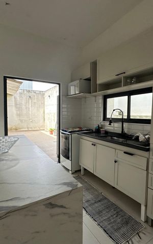 Casa à venda com 143m², 1 quarto e 4 vagas Casa à venda com 143m², 1 quarto e 4 vagasCozinha