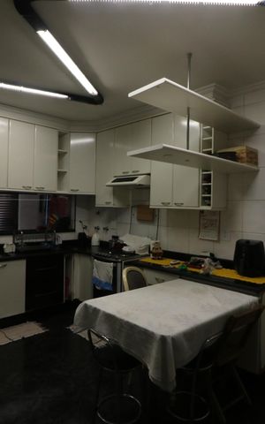 Casa para alugar com 186m², 3 quartos e 2 vagasCozinha