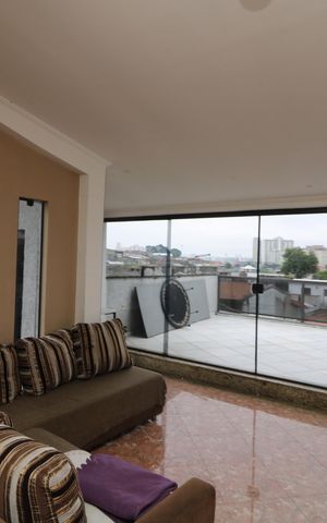 Casa para alugar com 186m², 3 quartos e 2 vagasSala Tv