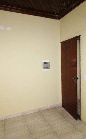 Casa para alugar com 96m², 2 quartos e 2 vagasQuarto 1