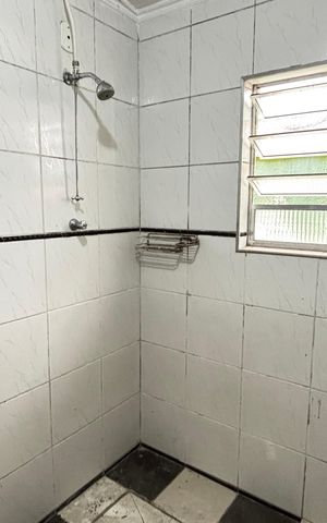 Casa para alugar com 55m², 3 quartos e 1 vagaCasa1 - Banheiro