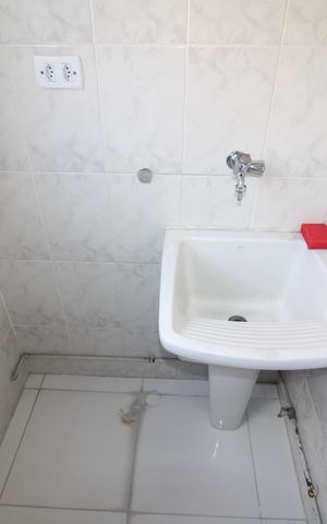 Apartamento para alugar com 72m², 2 quartos e 1 vagaÁrea de Serviço