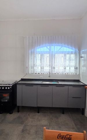 Casa para alugar com 80m², 2 quartos e 2 vagas Casa para alugar com 80m², 2 quartos e 2 vagasCozinha