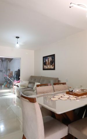 Casa para alugar com 250m², 2 quartos e 4 vagasSala