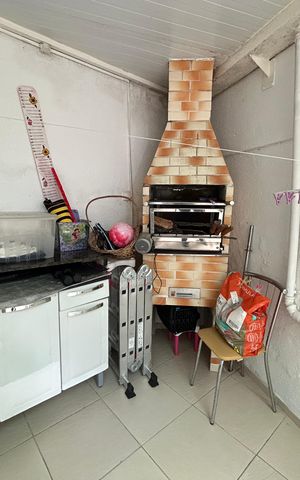 Casa à venda com 125m², 3 quartos e 2 vagas