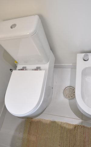 Casa à venda com 172m², 4 quartos e 3 vagasBanheiro do Quarto Suíte