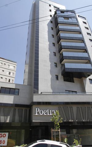 Apartamento para alugar com 260m², 4 quartos e 4 vagasFachada
