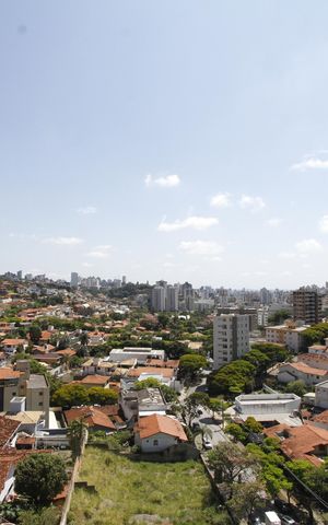 Apartamento para alugar com 260m², 4 quartos e 4 vagasVista