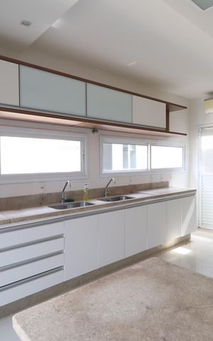 Casa para alugar com 320m², 4 quartos e 3 vagasCozinha