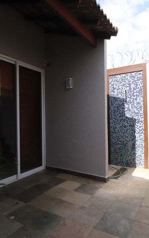 Casa para alugar com 320m², 4 quartos e 3 vagasÁrea externa