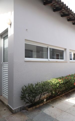 Casa para alugar com 320m², 4 quartos e 3 vagasÁrea externa