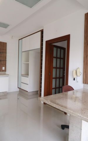 Casa para alugar com 320m², 4 quartos e 3 vagasCozinha