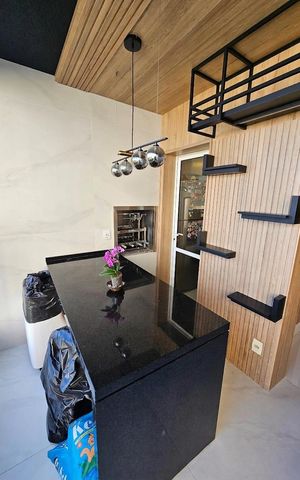 Apartamento à venda com 94m², 3 quartos e 2 vagas Apartamento à venda com 94m², 3 quartos e 2 vagasVaranda