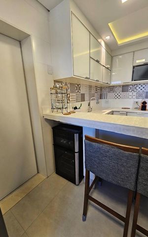 Apartamento à venda com 94m², 3 quartos e 2 vagas Apartamento à venda com 94m², 3 quartos e 2 vagasCozinha