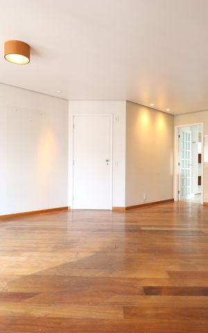 Apartamento à venda com 92m², 2 quartos e 2 vagasSala