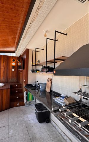 Apartamento à venda com 139m², 2 quartos e 2 vagas Apartamento à venda com 139m², 2 quartos e 2 vagasTerraço