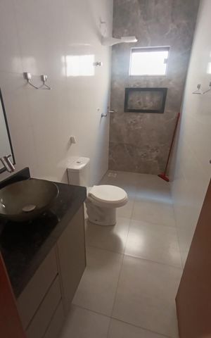 Casa para alugar com 150m², 3 quartos e 2 vagasBanheiro 1