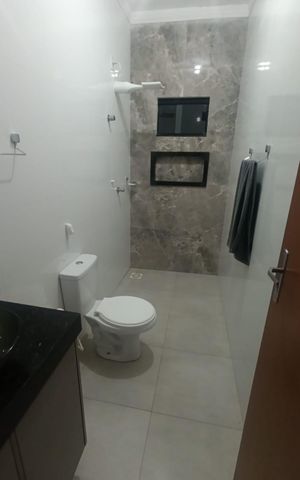 Casa para alugar com 150m², 3 quartos e 2 vagasBanheiro 1