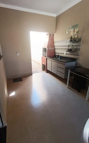 Casa para alugar com 150m², 3 quartos e 2 vagasÁrea externa