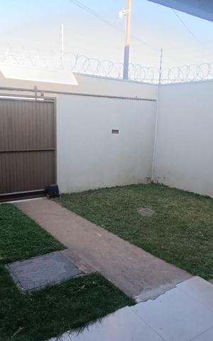 Casa para alugar com 150m², 3 quartos e 2 vagasÁrea de serviço