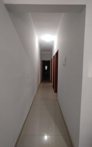 Casa para alugar com 150m², 3 quartos e 2 vagasCorredor