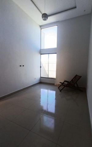 Casa para alugar com 150m², 3 quartos e 2 vagasSala