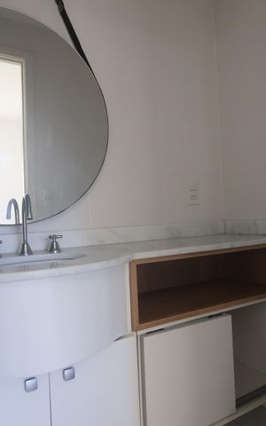 Apartamento para alugar com 61m², 2 quartos e 1 vagaBanheiro 