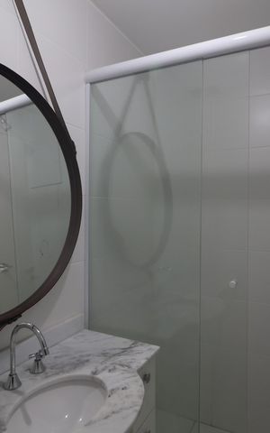 Apartamento para alugar com 61m², 2 quartos e 1 vagaBanheiro 