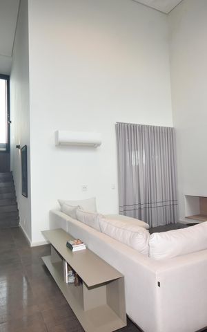 Casa de condomínio para alugar com 250m², 2 quartos e 4 vagas Casa de condomínio para alugar com 250m², 2 quartos e 4 vagasSala