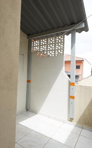 Casa para alugar com 37m², 1 quarto e 1 vagaÁrea de Serviço