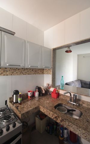 Apartamento à venda com 55m², 2 quartos e 1 vagaCozinha e Área de Serviço