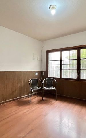 Casa para alugar com 209m², 3 quartos e 3 vagas Casa para alugar com 209m², 3 quartos e 3 vagasEscritório