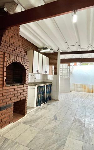 Casa para alugar com 209m², 3 quartos e 3 vagas Casa para alugar com 209m², 3 quartos e 3 vagasChurrasqueira