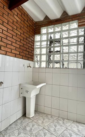Casa para alugar com 209m², 3 quartos e 3 vagas Casa para alugar com 209m², 3 quartos e 3 vagasÁrea de Serviço
