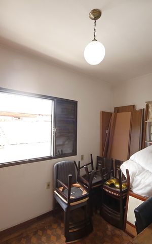 Casa à venda com 162m², 5 quartos e 2 vagas