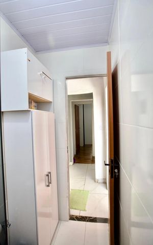Casa de condomínio à venda com 100m², 2 quartos e 1 vaga Casa de condomínio à venda com 100m², 2 quartos e 1 vagaBanheiro Social