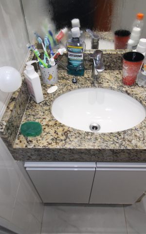 Casa à venda com 180m², 3 quartos e 2 vagasBanheiro 3