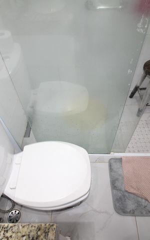 Casa à venda com 180m², 3 quartos e 2 vagasBanheiro 3