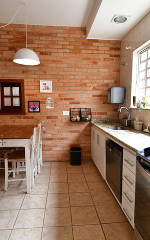 Casa para alugar com 143m², 3 quartos e 2 vagasCozinha