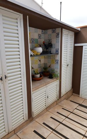 Casa para alugar com 143m², 3 quartos e 2 vagasQuintal